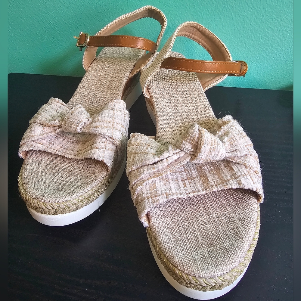 Women's Tan and Cream Espadrille Sandals Women's Size 38 NWOT